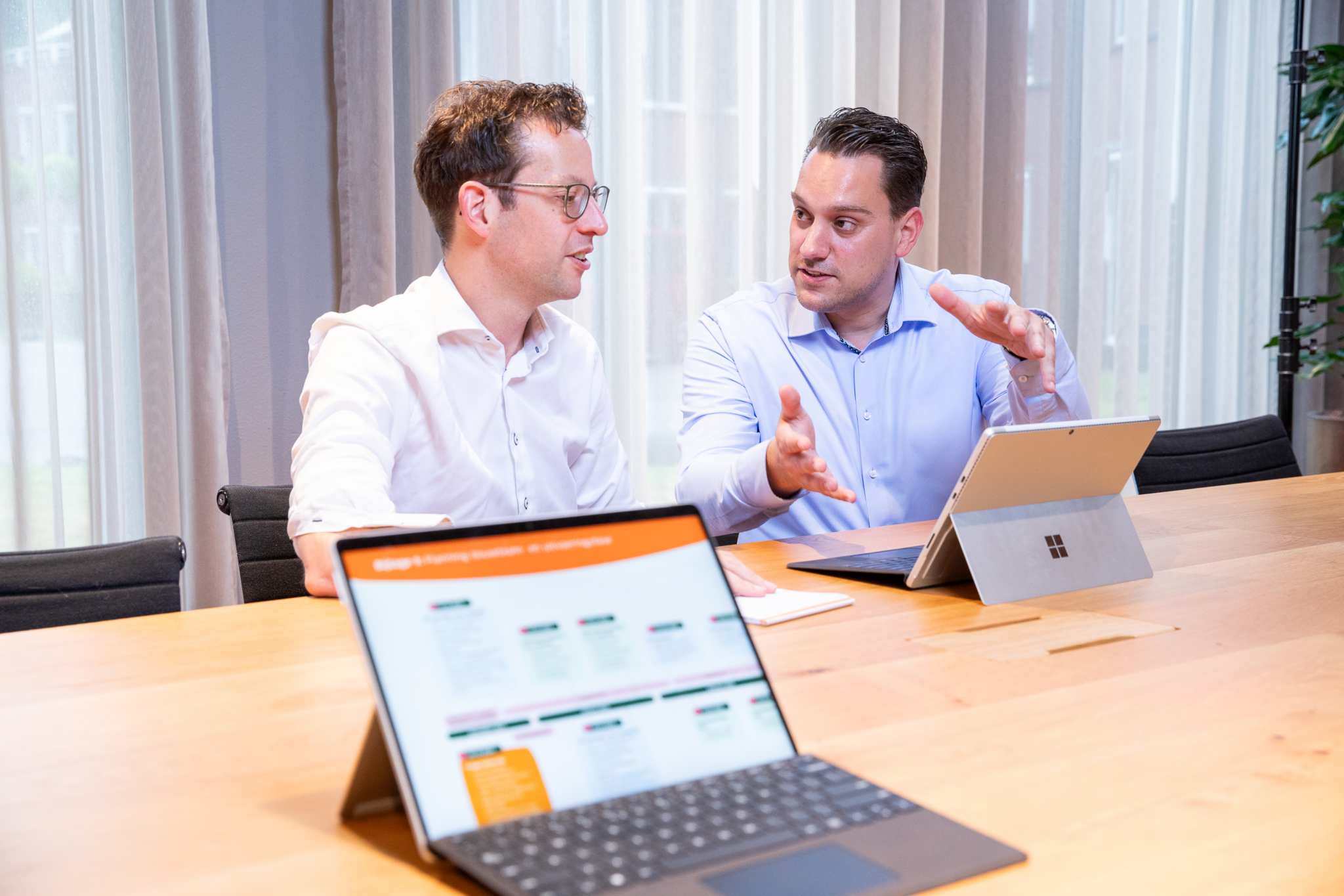 aanbesteding winnen inhuren