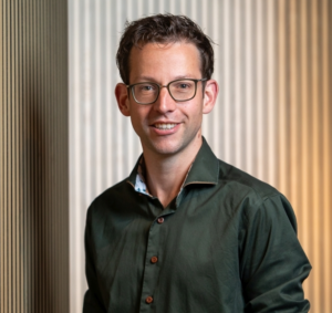 contact edwin voor werken bij tenderteam Bel of mail ons voor strategiesessie en vrijblijvende informatie